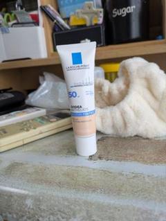 LA ROCHE-POSAY UVイデア XL ティント SPF50 30gのサムネイル