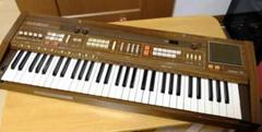 極美品CASIO CT-701 カシオトーンエレクトーン　アナログシンセサイザー Casiotone 701 - First Contact | Music Demo - YouTube