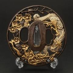 鍔　銅地　細工　鍔　刀剣美術　武道具骨董品 中国古美術 詳細不明 XG01 日本刀装具 刀鍔 桜龍の図 銅地 細工 金銀メッキ 刀剣美術