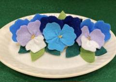 ハンドメイド バレッタ パンジー 春 花 青 ゴールド