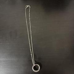 リング付きチェーンネックレス