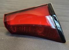プリウス 50系純正 後期 LED コンビネーションランプ外側右側