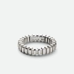 ボッテガヴェネタ　ブリックリング　13号　正規品　美品 セール】BOTTEGA VENETA リング 731896 V5070 ピラーリング