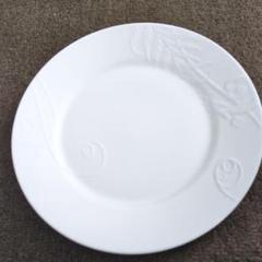 1910 ウエッジウッド　ネイチャー　白皿　27cm  未使用 新品未使用】 ウェッジウッド ネイチャー プレート 27cm - メルカリ