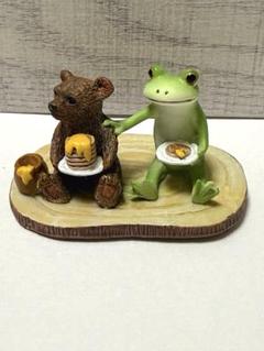 カエルのコポー　パンケーキに不満なカエル　くま　はちみつ　フィギュア