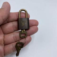 Louis Vuitton カデナ 南京錠 302 Louis Vuitton カデナ 南京錠 302 - メルカリ
