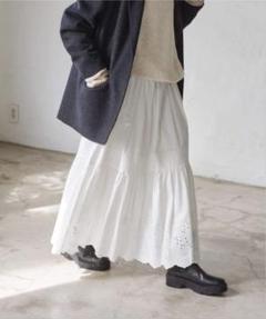 極美品✨Spick&span 23AW エンブロイダリーレーススカート 白　38 美品 Spick&Span エンブロイダリーレーススカート 38