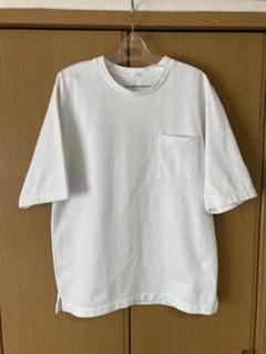 ホワイト ポケット付き Tシャツ 半袖　GU