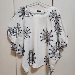 〈専用〉マーブルシュッド／ピーコック  刺繍  ウイングブラウス 中古】Marble SUD ピーコック 刺繍 ウイングブラウス クジャク