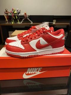NIKE DUNK LOW SP