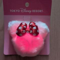 【未使用】ディズニーリゾート　ミニーちゃん　光るふわふわバッジ
