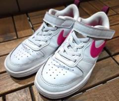 Nike ホワイト/ピンク スニーカー