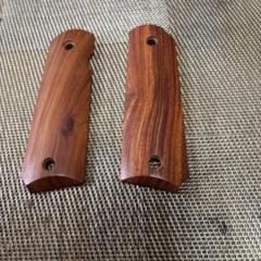 ガバメント木製グリップNo.5（適合は本文参照） Amazon.co.jp: SHENKEL 木製 グリップ コルト ガバメント 1911