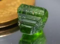 1.78ct 新品・希少石・天然クロムトルマリン原石 タンザニア産