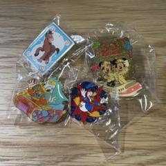 大幅値下げ　ディズニー　ピンバッジ　64個　まとめ売り ディズニー定番グッズ！ディズニーのピンバッジ（ピンズ）の買取