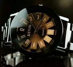 オシャレメタリッククォーツ腕時計