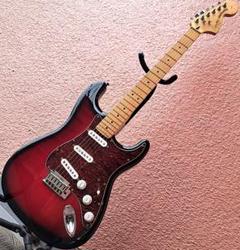 【新品弦張替済】Squier ストラトキャスター Standardシリーズ Squier Classic Vibe '50s Stratocaster MN 2TS エレキギター