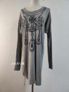 ヴィヴィアンウエストウッドオーブネックレスアシンメトリーT