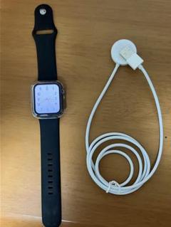 Apple Watch SE 40mm 本体 充電器付き ケース付き ブラック