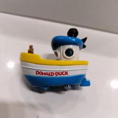 ディズニー ドナルドダック ボート型ミニカー - メルカリ