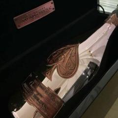 アルマンドロゼ 箱付き空き瓶 シャンパン ピンク　750ml