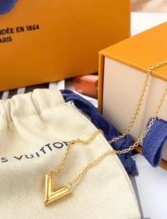 LOUIS VUITTON‌ 'V'ライン ネックレス 極美品