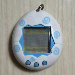 高品質】 初代 たまごっち 希少ホワイト渦巻きプリント Nintendo