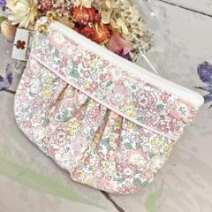 リバティ ミシェル　ミニポーチ&ミニきんちゃく 7月最終値下品 リバティ ふんわりギャザーのミニポーチ ミシェル