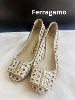 超美品✨フェラガモ　スワロフスキー　ヴァラ　パンプス　24 サルバトーレフェラガモ Salvatore Ferragamo ☆フラワー柄