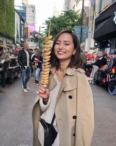 Burberry バーバリー 山賀琴子着用 トレンチコート　春秋冬 Burberry バーバリー 山賀琴子着用 トレンチコート春秋冬