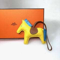 新色! エルメス オランチャーム ローズテキサス オラン - メルカリ 日本からも購入 新色! エルメス オランチャーム ローズテキサス オラン チャーム