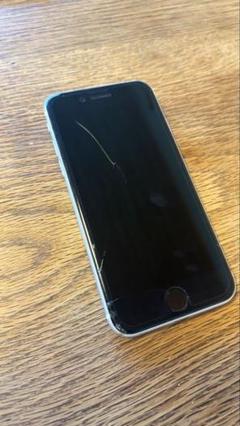 Apple iPhone SE ブラック ホワイト 画面ひび割れ Apple iPhone SE ブラック ホワイト 画面ひび割れ