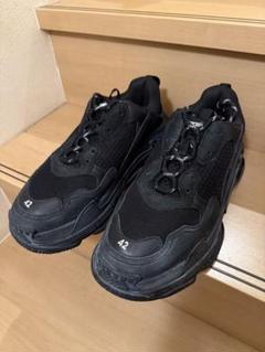人気BALENCIAGA トリプルS 42 ブラック美品 BALENCIAGA 新品同様美品 バレンシアガ トリプルS 靴 シューズ