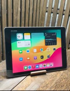 iPad 第6世代 32GB　タブレット　7756