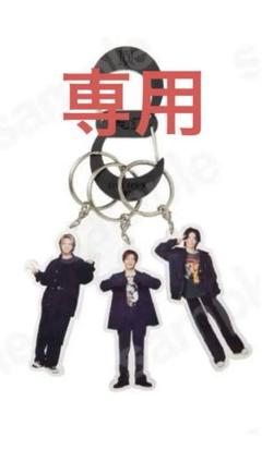 Number_i  Tシャツ カラナビ付きアクリルキーホルダー ナンバリング No.Ⅰ］カラビナ付きアクリルキーホルダー | TOBE OFFICIAL STORE
