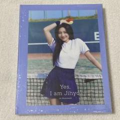 TWICE ジヒョYes, I am Jihyo. フォトブック 2冊セット Amazon.co.jp: TWICEジヒョ1stPhotobookはい私はジヒョです