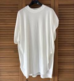 CITYSHOP ASYMMETRY Tシャツ ホワイト　未使用 CITYSHOP ASYMMETRY Tシャツ ホワイト 未使用 - メルカリ