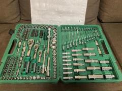 新品　216PCS　ソケットセット　メカニックツール　自動車整備ツールのサムネイル