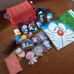 ドラえもん キャラクターグッズ セット宝箱どこでもドアクーナッツタイムマシンなど