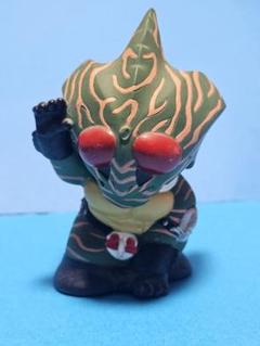 仮面ライダー　貯金箱 レア品！ 仮面ライダー1号貯金箱 - メルカリ