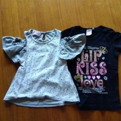フリル袖トップスとプリントTシャツセット