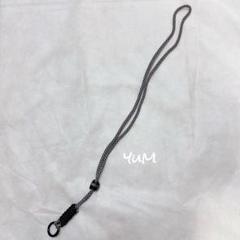 スマホストラップ 白黒 ショルダーストラップ パラコード アクセサリー