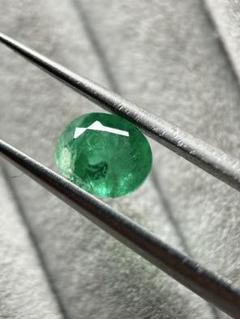 エメラルド　ルース　0.84ct ザンビア産