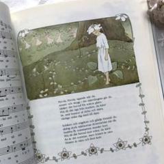 RN75 洋書 スウェーデン楽譜絵本 ♪エルサ・ベスコフ RN75 洋書 スウェーデン楽譜絵本 ♪エルサ・ベスコフ - メルカリ