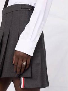 THOM BROWNE RWB フリツ ハイウエスト ミニスカト 【関税込】 THOM BROWNE. トムブラウン ハイウエストプリーツミニスカート