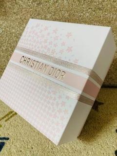 【新品未使用未開封】DIOR キャンドル エデンロック 2個セットギフトボックス 超美品】【Christian Dior】エデンロック☆アロマキャンドル