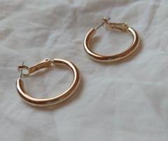 シンプル フープピアス ゴールド