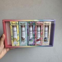 【レア】VECUAHoneyワンダーハニー/蜜蜂の森のハンドクリームギフトセットのサムネイル