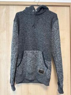 Quiksilver メンズパーカーSサイズ　美品