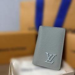 2025年最新】LOUIS VUITTON カラー：グレイ系 カードケースの